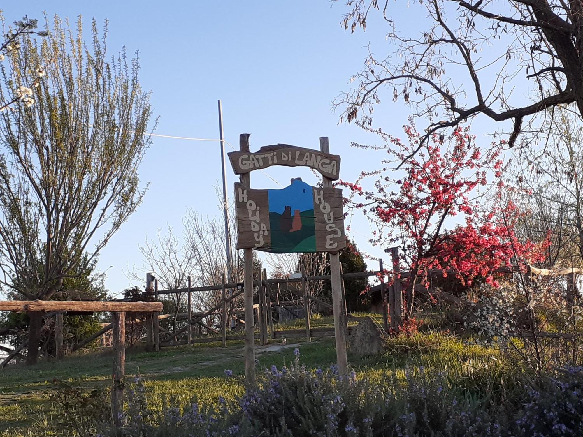 Vila Gatti Di Langa Dogliani Exteriér fotografie